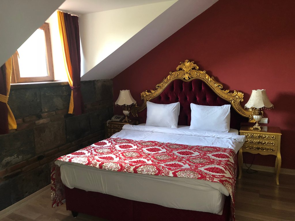 room-beautiful-no.jpg