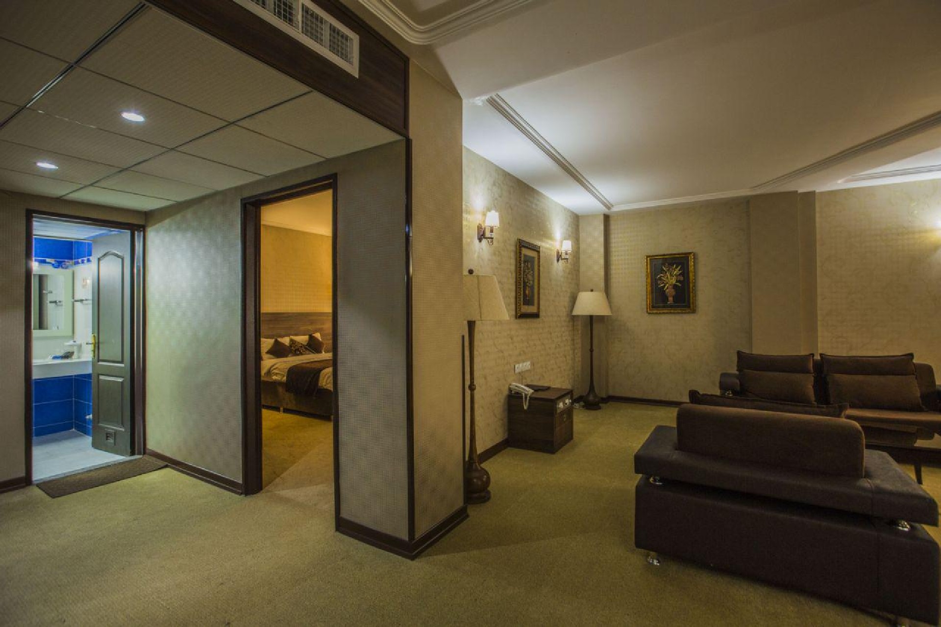 Royal-Suite.jpg